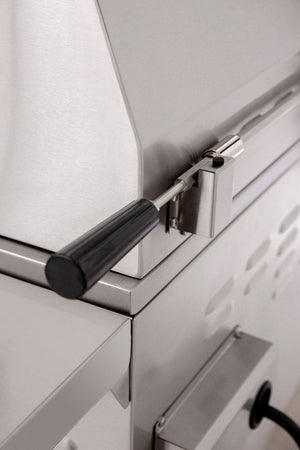 American Made Grills Alturi 42" Built-in Grill.