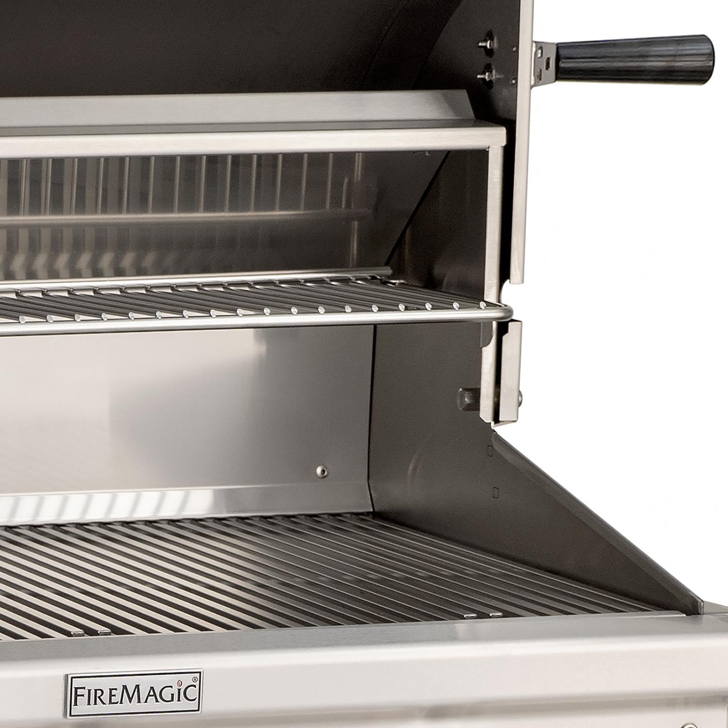 Fire Magic Choice Multi-User Accessible CMA540I 30-Inch Built-In Natural Gas Grill With Analog Thermometer (CMA540I-RT1N).