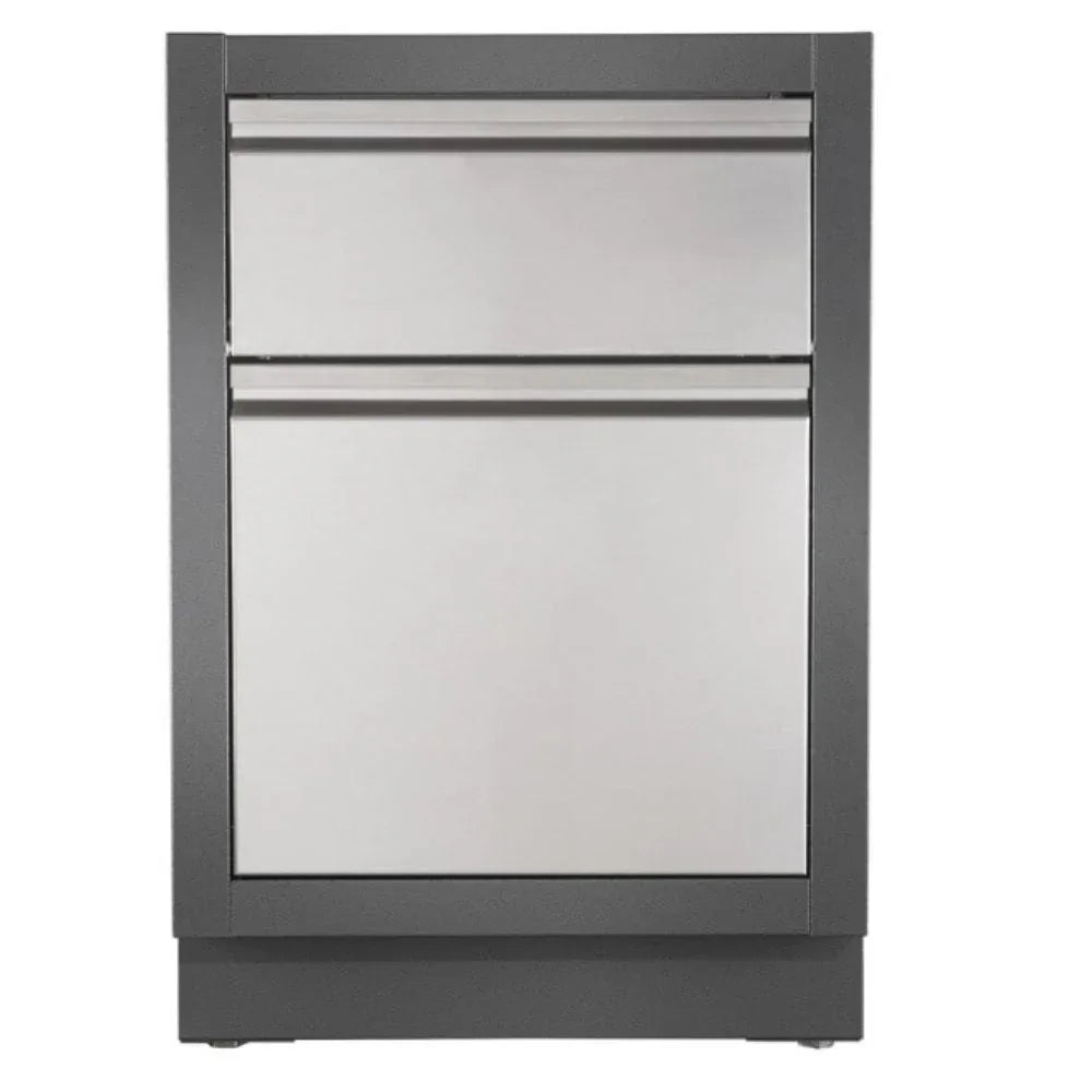 Napoleon Oasis 200 Outdoor Kitchen Island with Built in 700 Series 32 Grill.