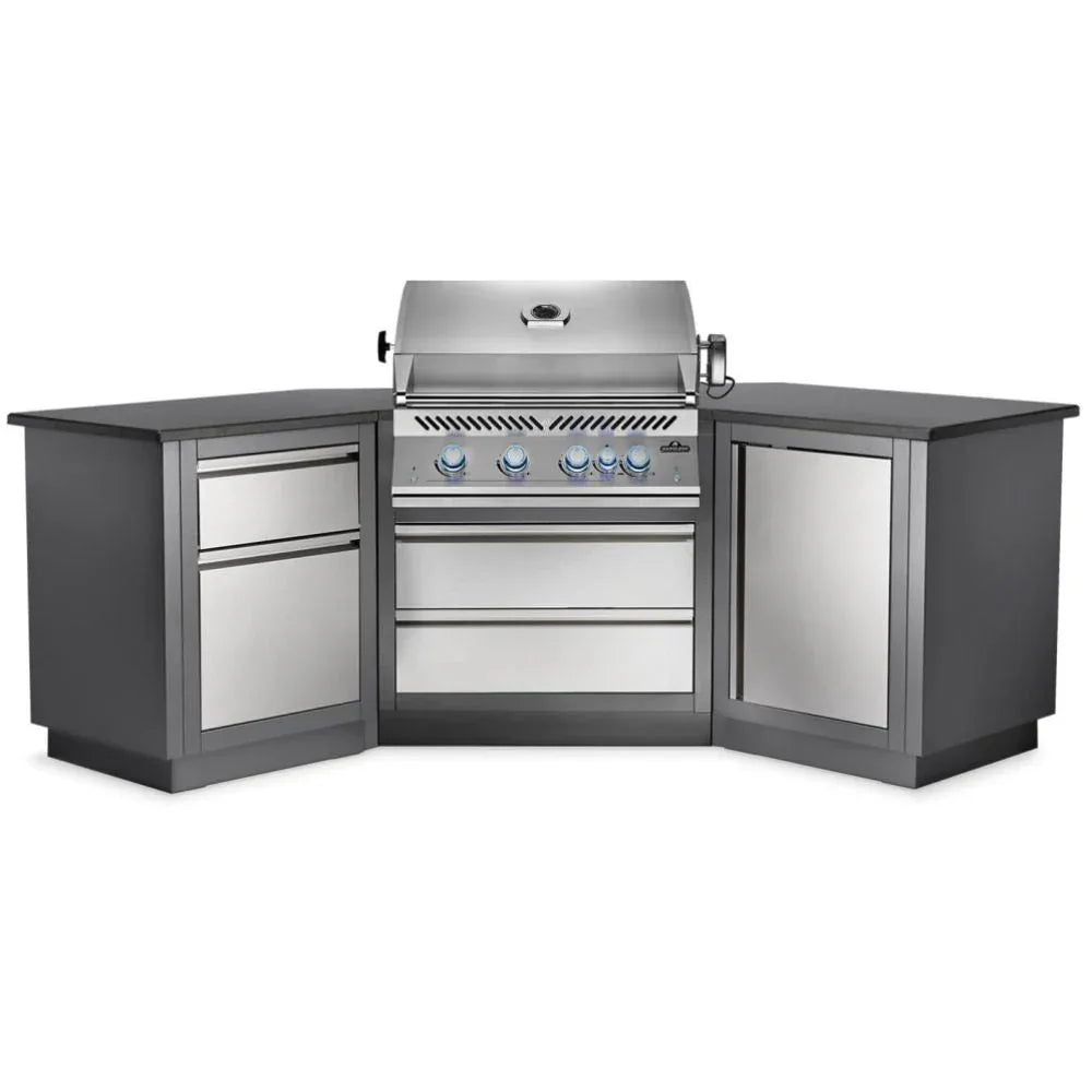 Napoleon Oasis 200 Outdoor Kitchen Island with Built in 700 Series 32 Grill.