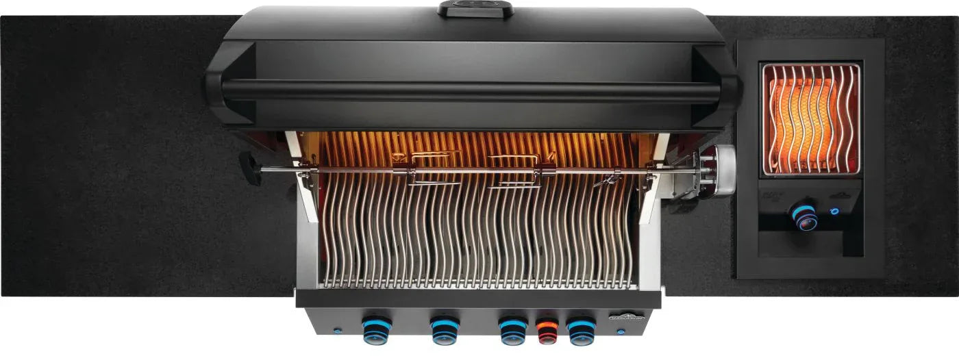 Napoleon Phantom Oasis 300 Outdoor Kitchen Island w/Built-in 700 Series 32" Grill.