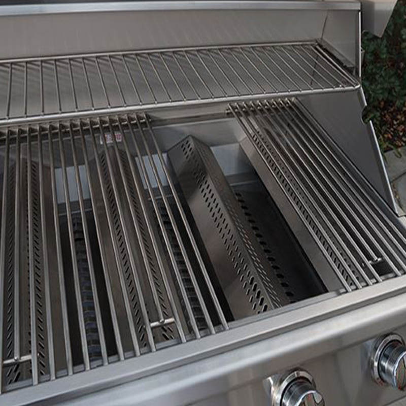 Bull Steer Premium 24-Inch 3-Burner Built-In Gas Grill.