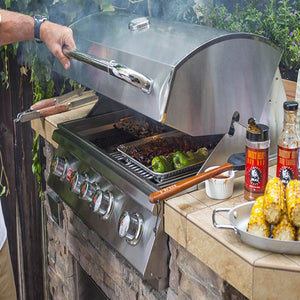 Bull Angus 30-Inch 4-Burner Built-In Gas Grill.