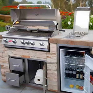 Bull Brahma 38 Inch 5 Burner Built-In Gas Grill.