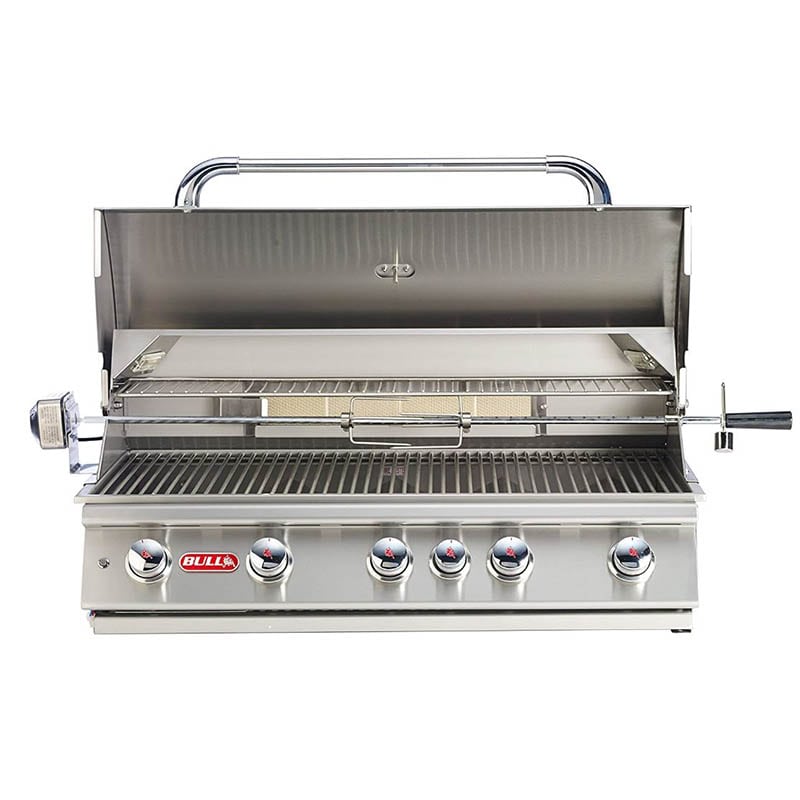 Bull Brahma 38 Inch 5 Burner Built-In Gas Grill.
