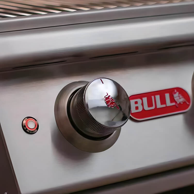Bull 6-Piece Angus 30-Inch 4-Burner Gas Grill Outdoor Kitchen Package.