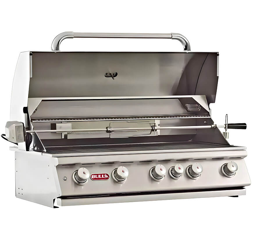 Bull Brahma 38 Inch 5 Burner Built-In Gas Grill.