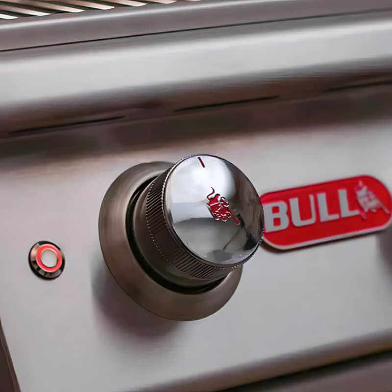 Bull Diablo 46 Inch 6-Burner Built-In Gas Grill.