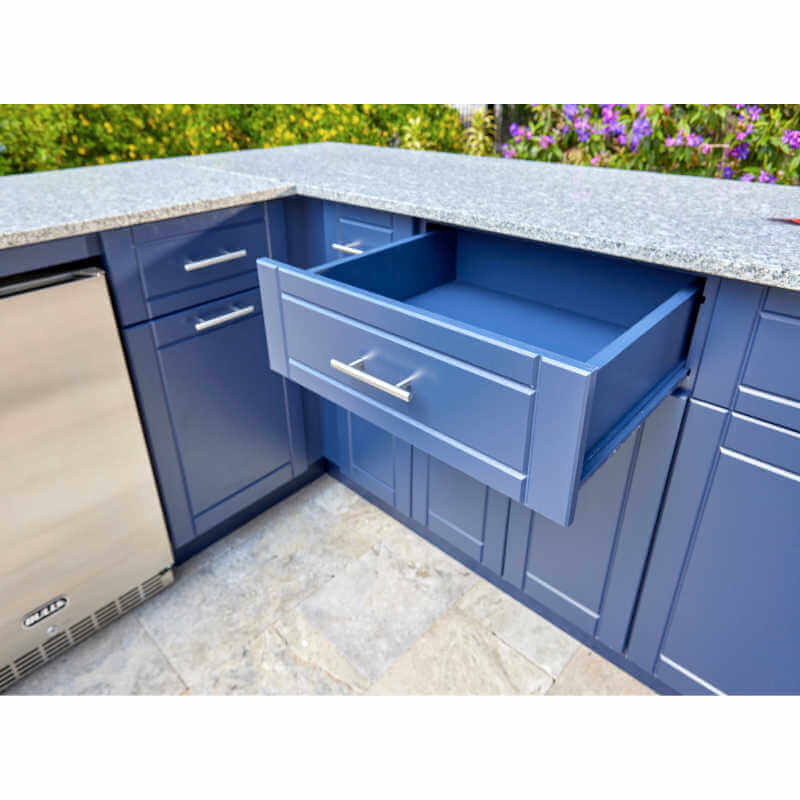 Bull Augusta 10 Ft Dura Outdoor Kitchen With 7 Ft Return.
