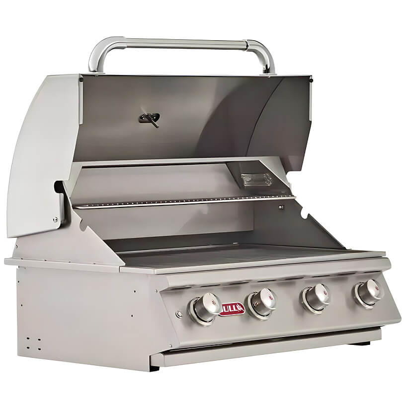 Bull Lonestar Select 30 Inch 4 Burner Built In Gas Grill.