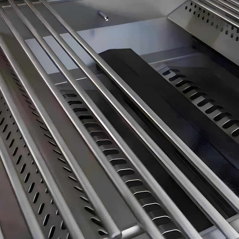 Bull Outlaw 30-Inch 4-Burner Freestanding Gas Grill.