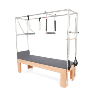 Elina Pilates® Cadillac.