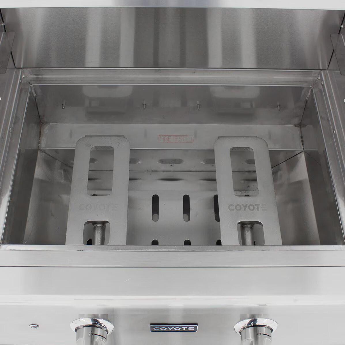 Coyote C-Series 28 Inch Built In Gas Grill - C1C28 LP/NG.