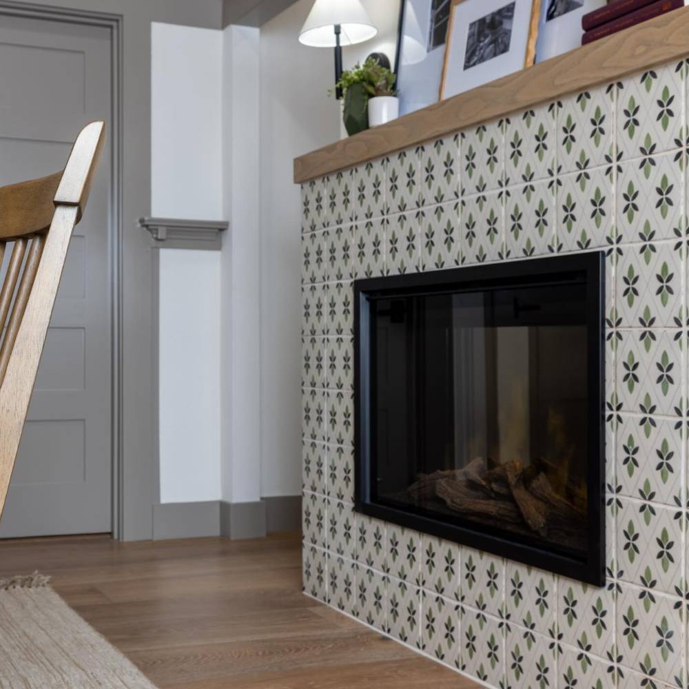 Modern Flames Orion Traditional Built-In Electric Fireplace.