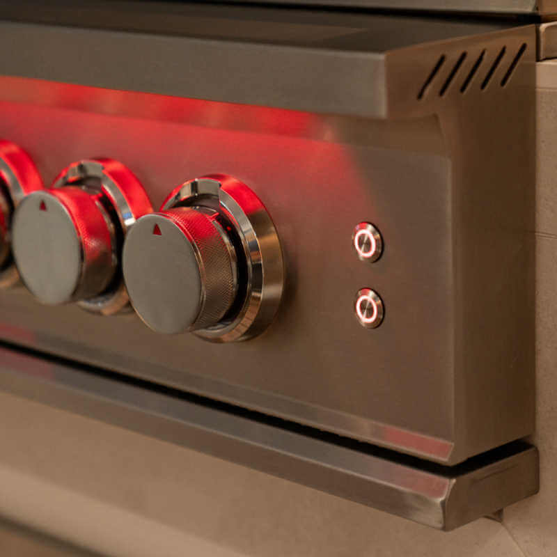 TrueFlame 32 Inch 4 Burner Built-In Gas Grill.