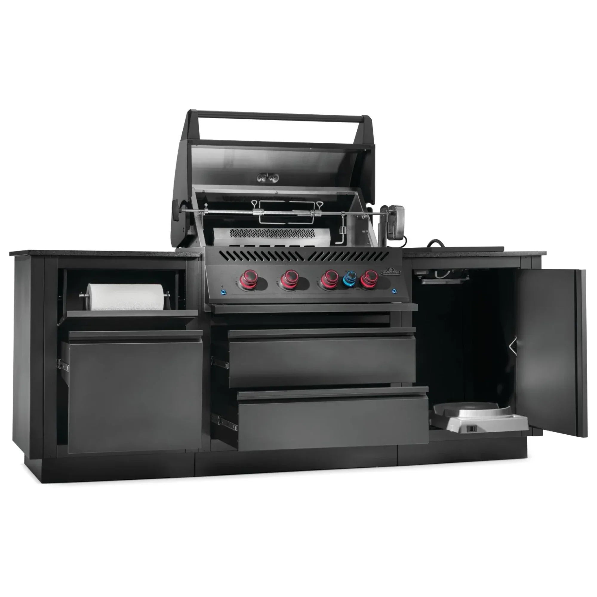 Napoleon Oasis 300 Outdoor Kitchen w/ Built-in 700 Series 32 Gas Grill & Black Pearl Granite Countertop.