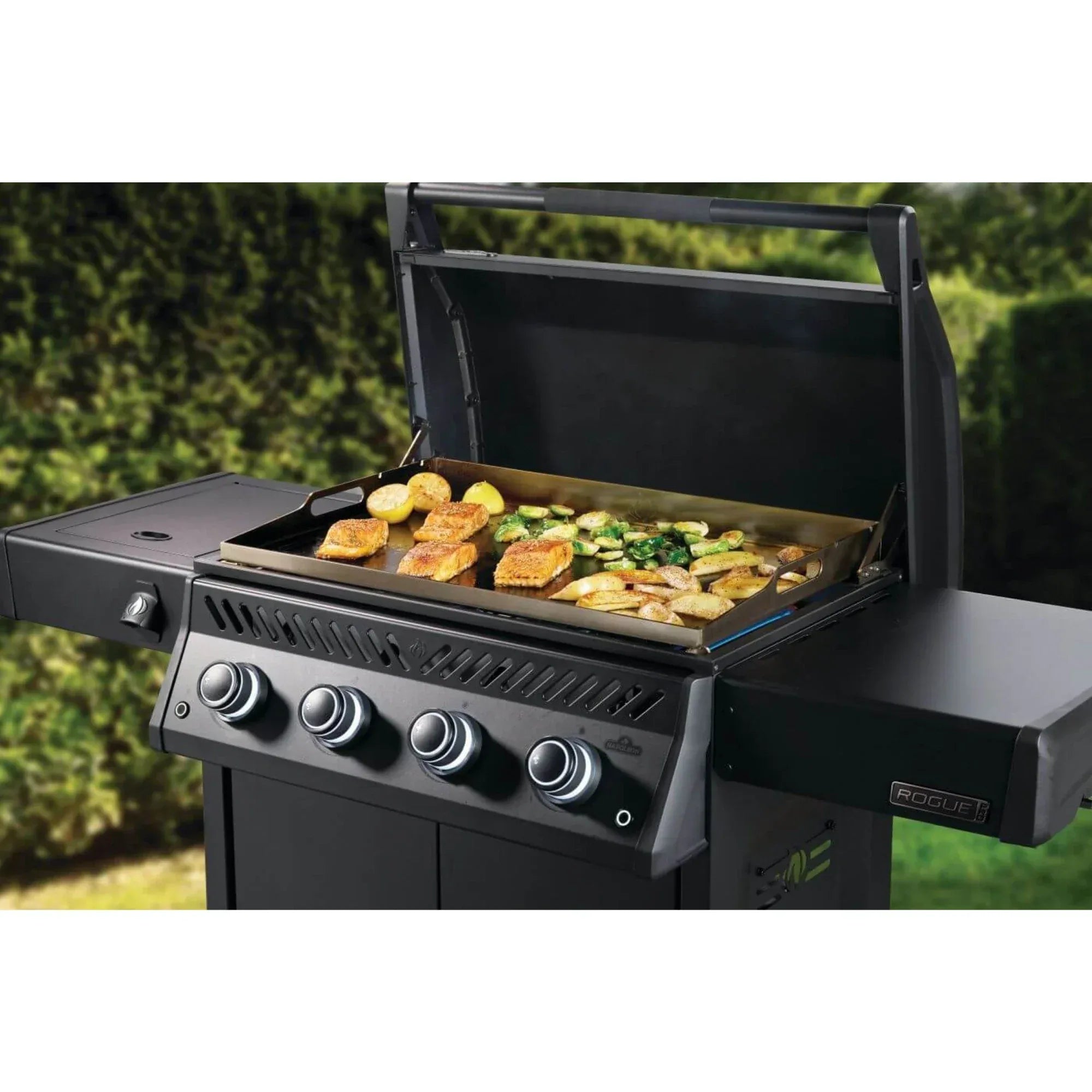 Napoleon Rogue Pro Phantom 30-Inch Freestanding Gas Griddle.