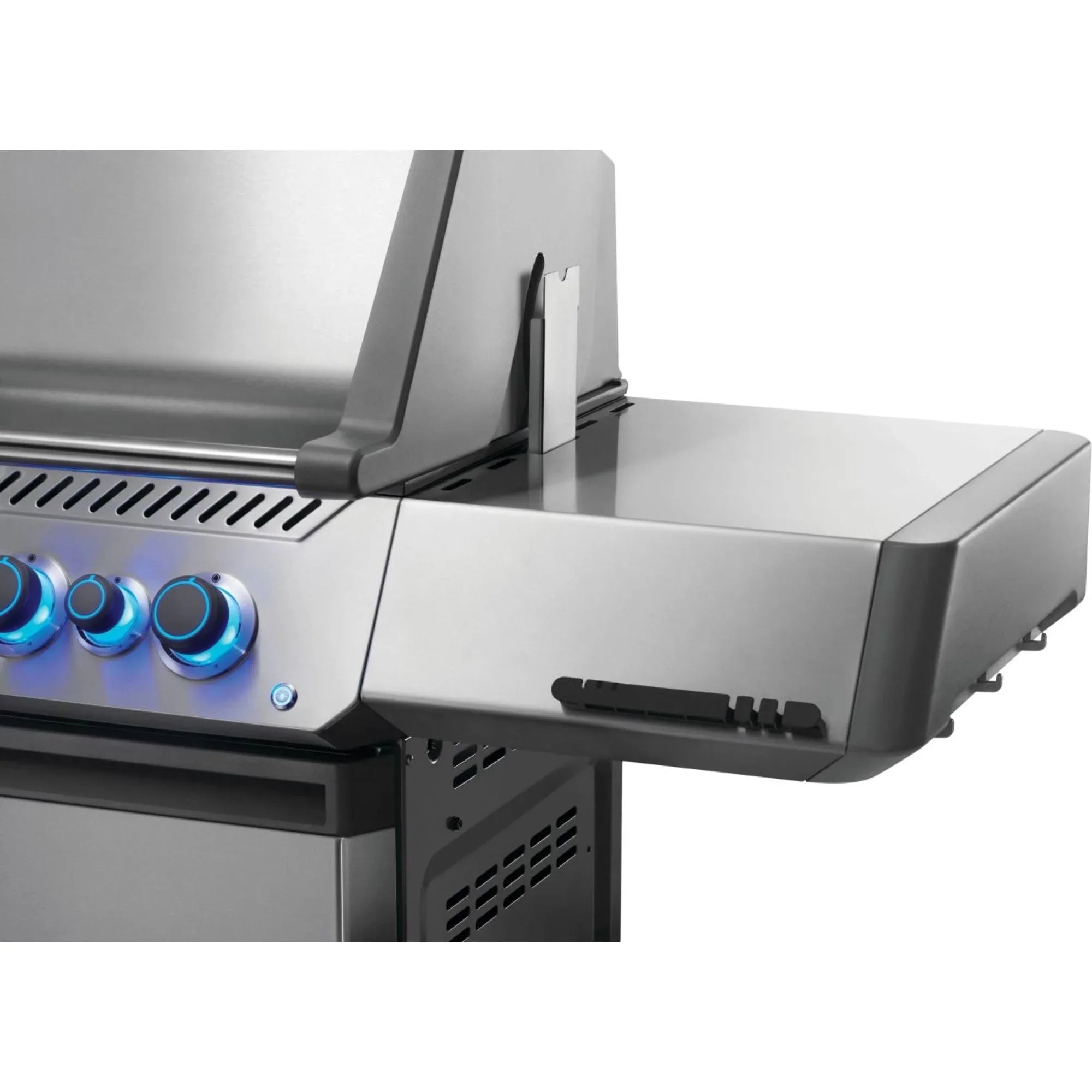 Napoleon New Prestige® 500 RSIB Freestanding Gas Grill w/ Infrared Side and Rear Burner.