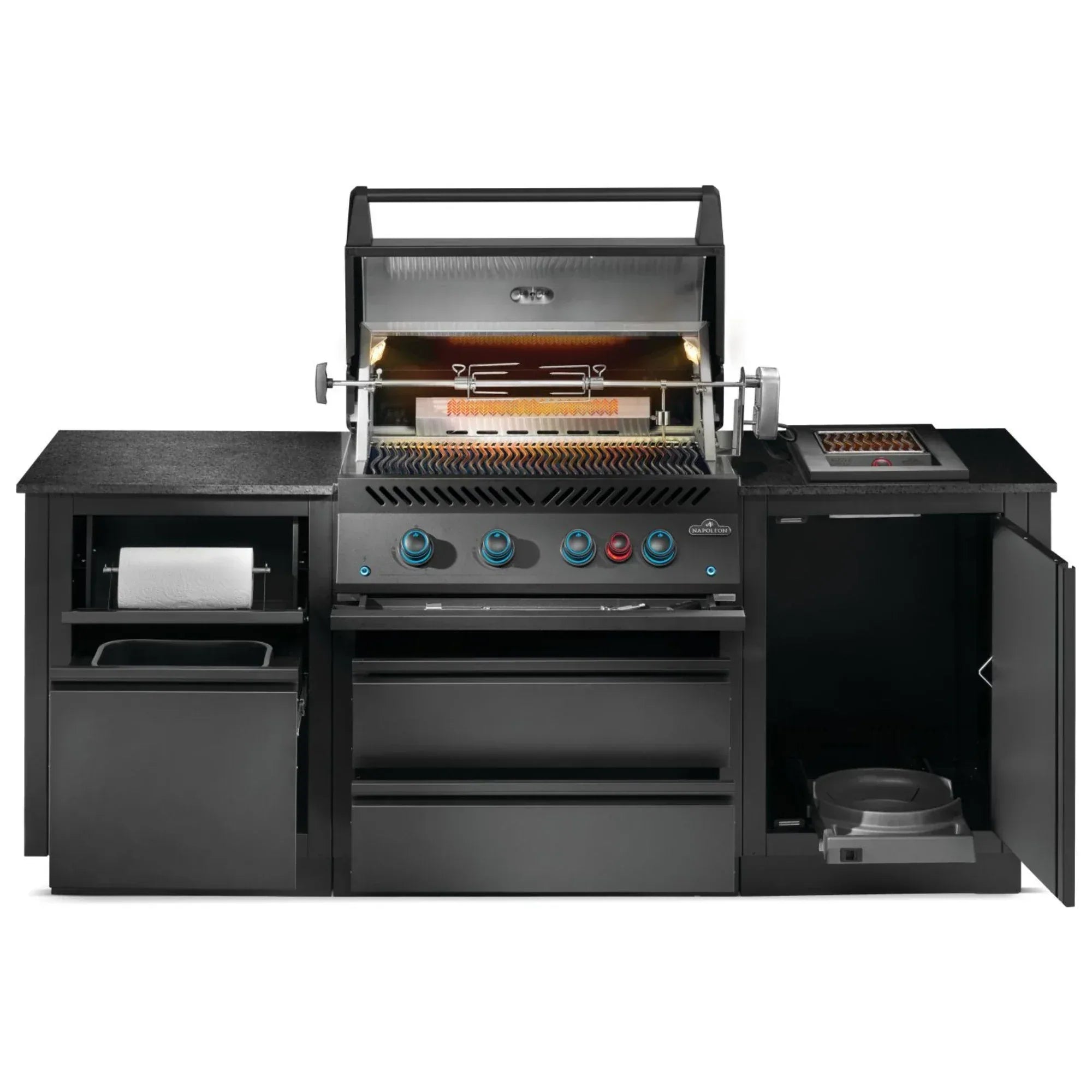 Napoleon Oasis 300 Outdoor Kitchen w/ Built-in 700 Series 32 Gas Grill & Black Pearl Granite Countertop.