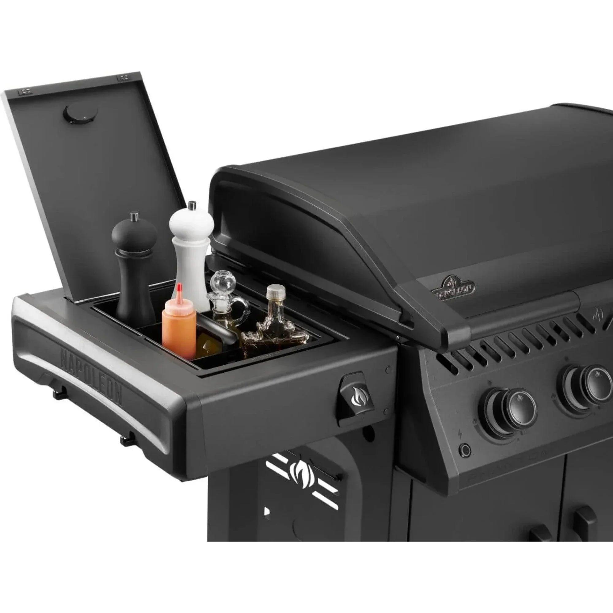 Napoleon Rogue Pro Phantom 30-Inch Freestanding Gas Griddle.