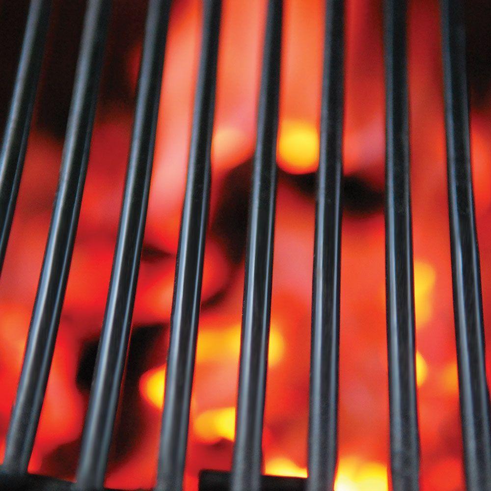 Primo Large Round Ceramic Kamado Grill.