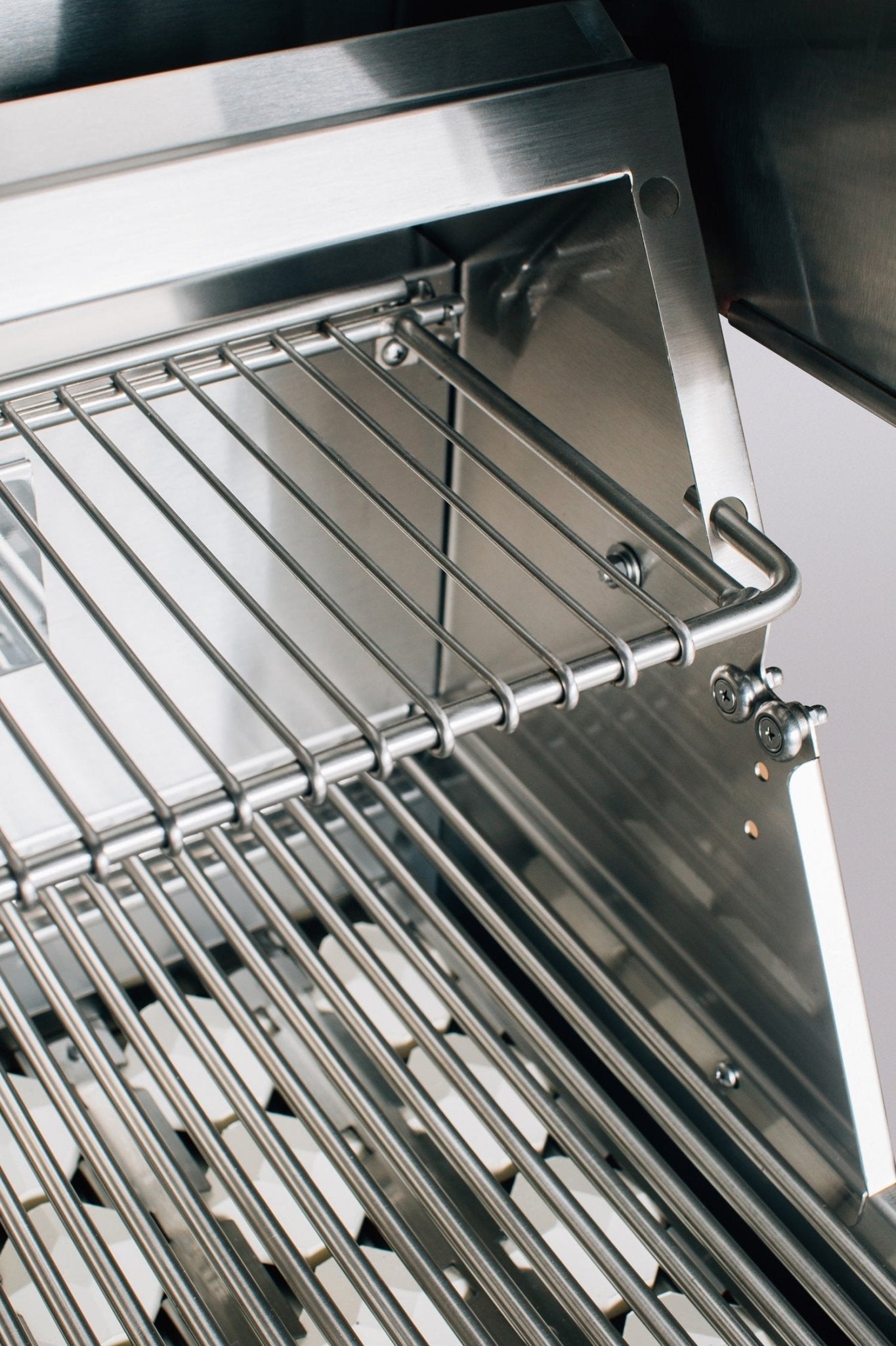 American Made Grills Alturi 36" Built-in Grill.