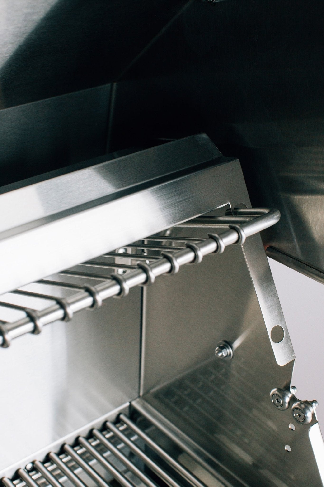American Made Grills Alturi 36" Built-in Grill.