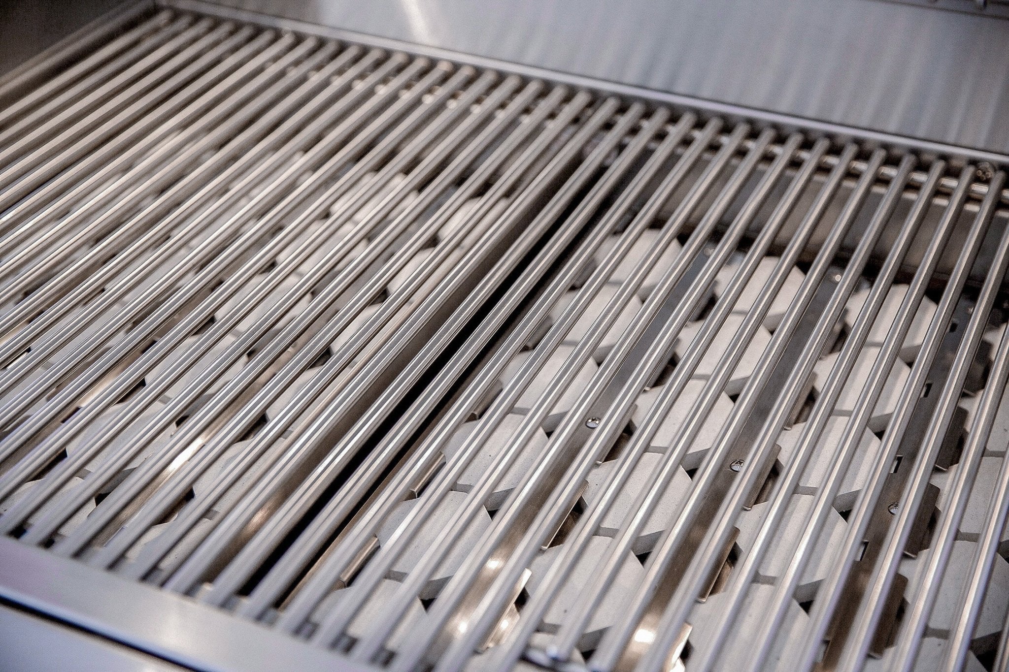 American Made Grills Alturi 42" Built-in Grill.