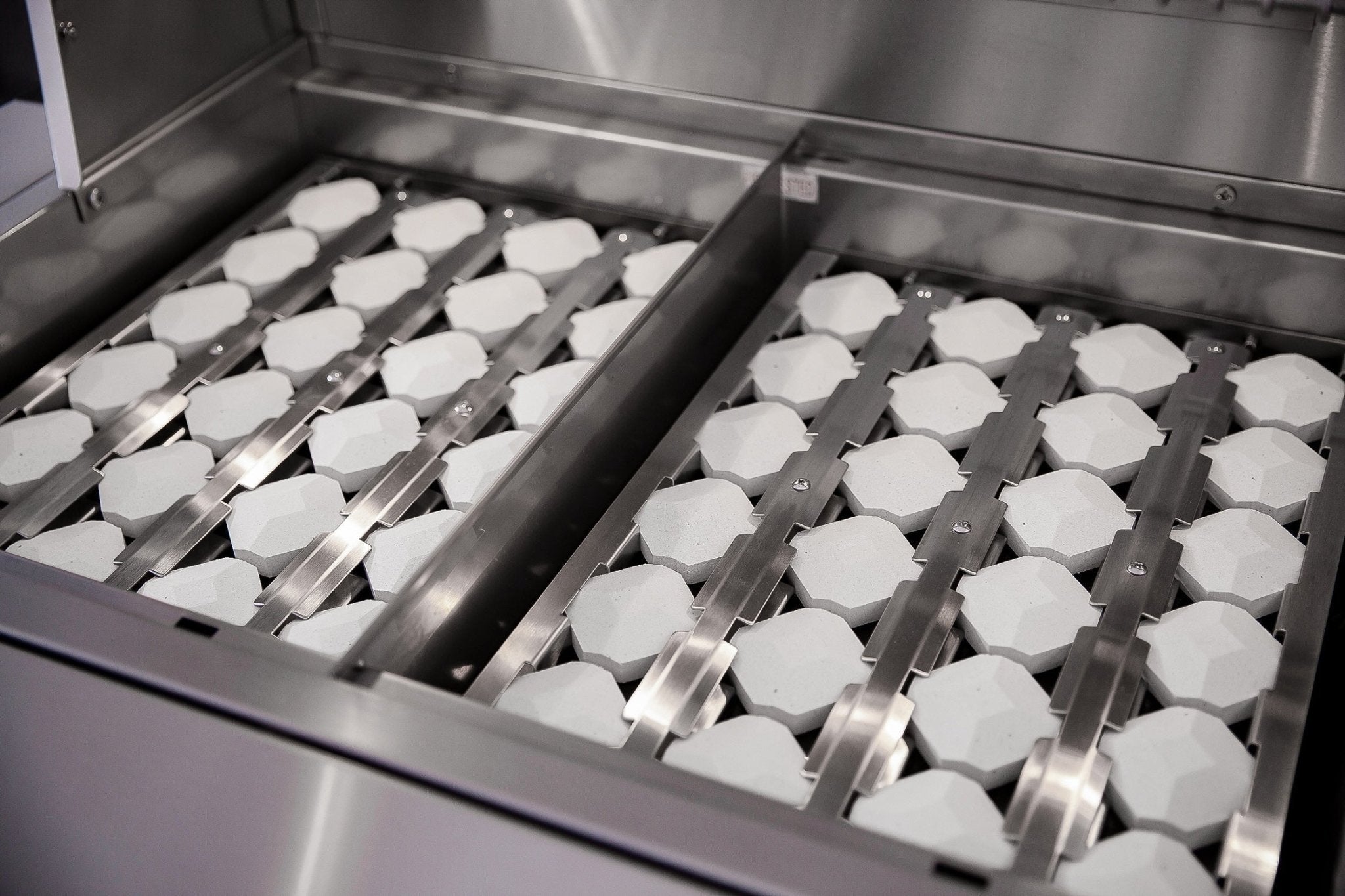 American Made Grills Alturi 42" Built-in Grill.