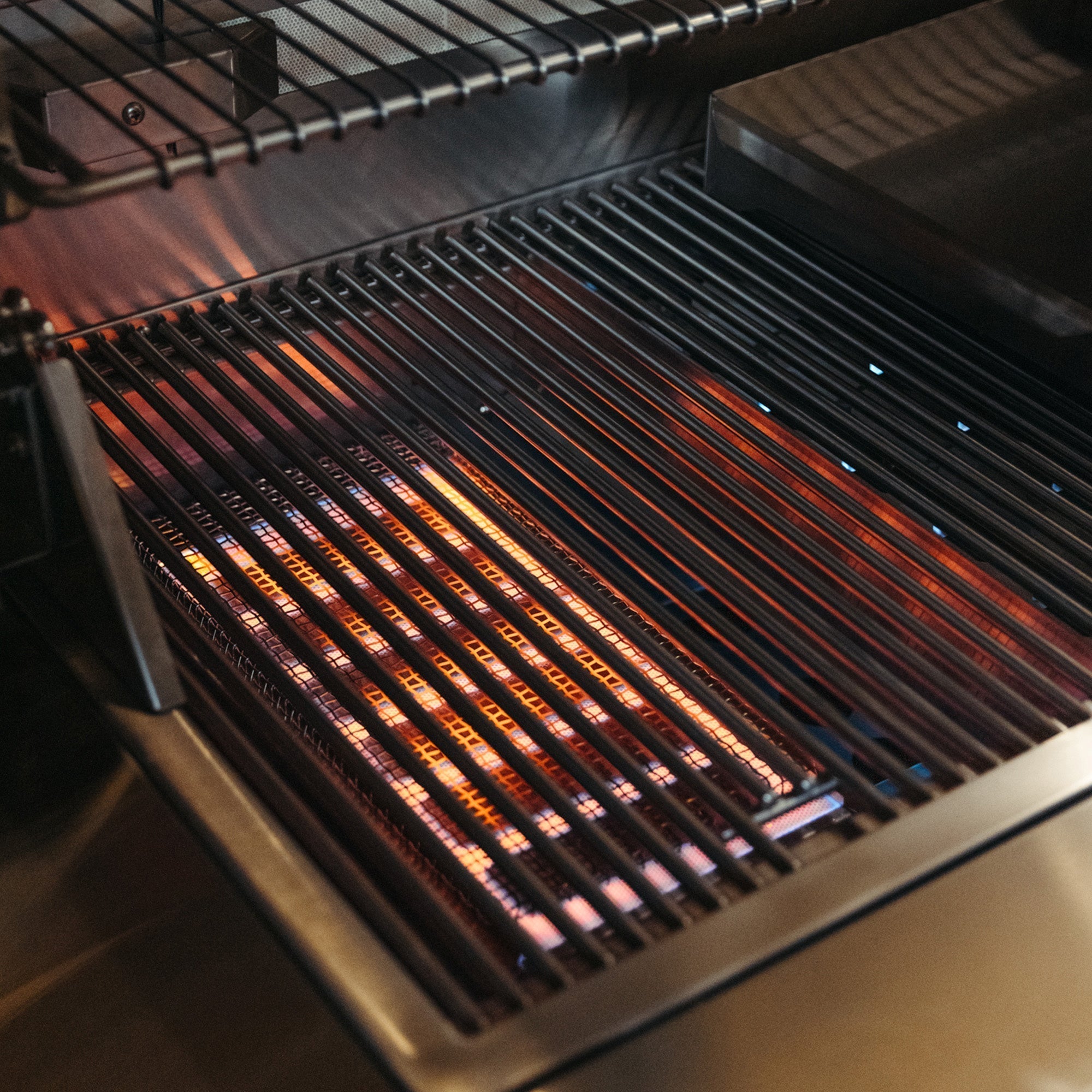 American Made Grill Estate - 42" Gas Grill.