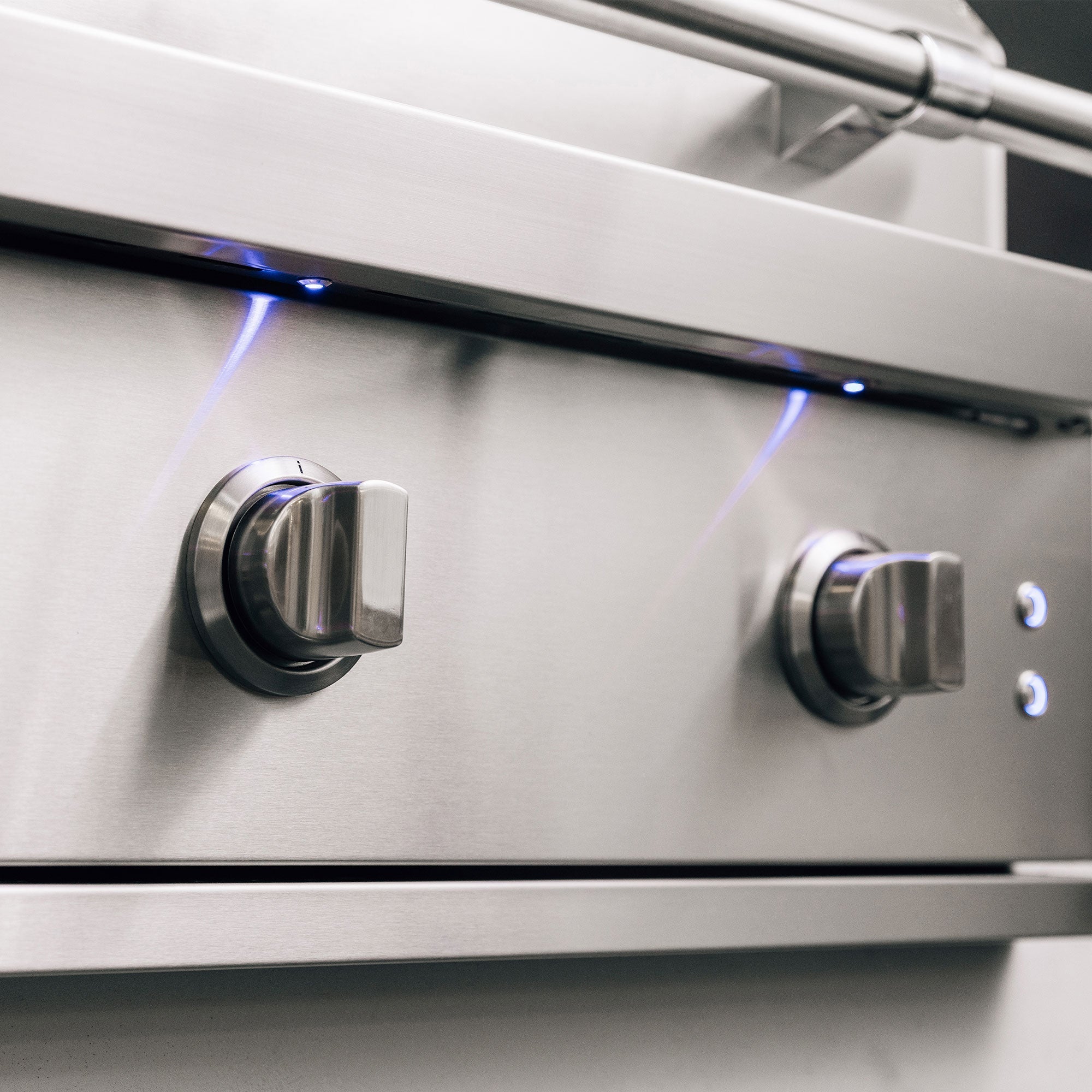 American Made Grills Freestanding Atlas - 36" Gas Grill.