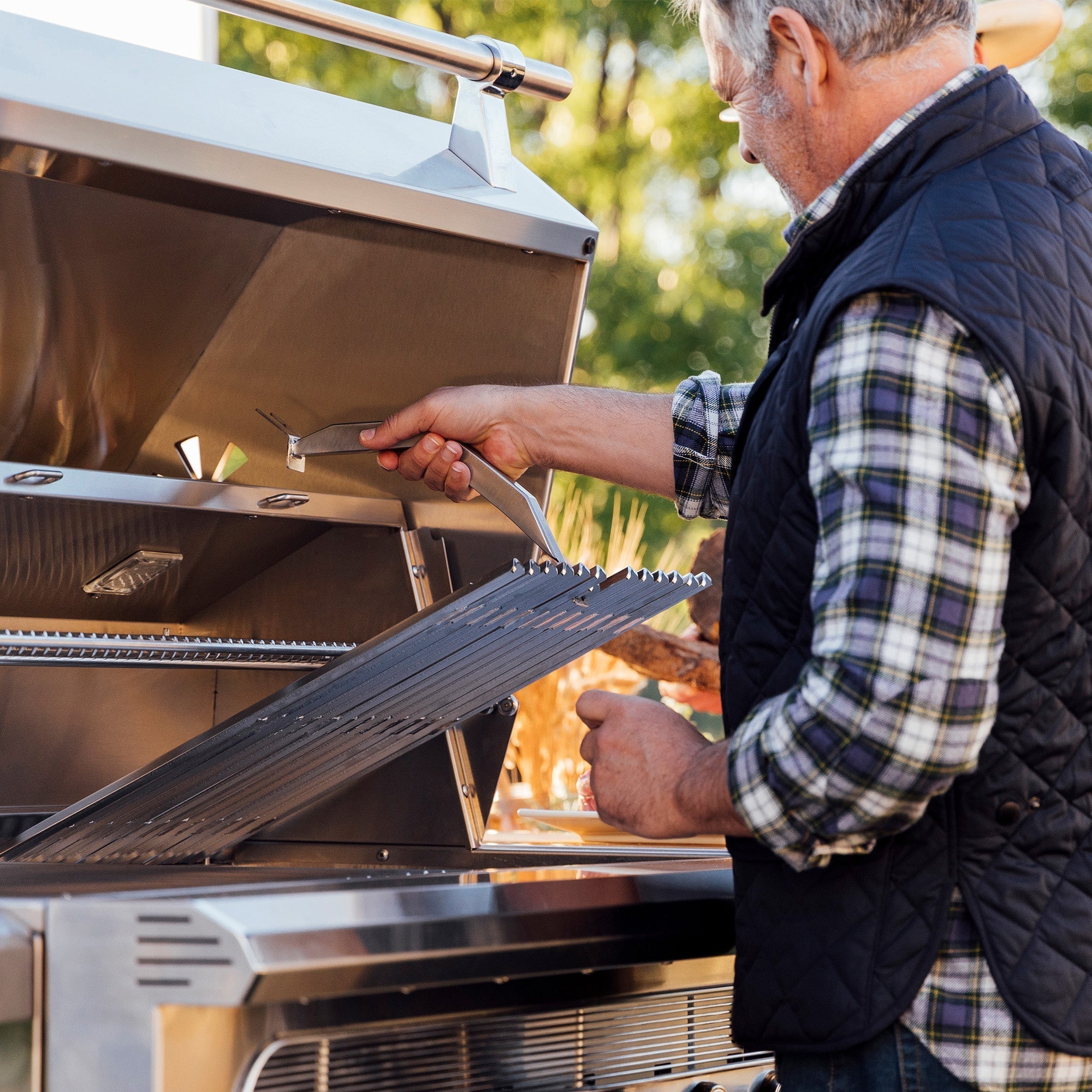 American Made Grills Freestanding Muscle - 36" Hybrid Grill.