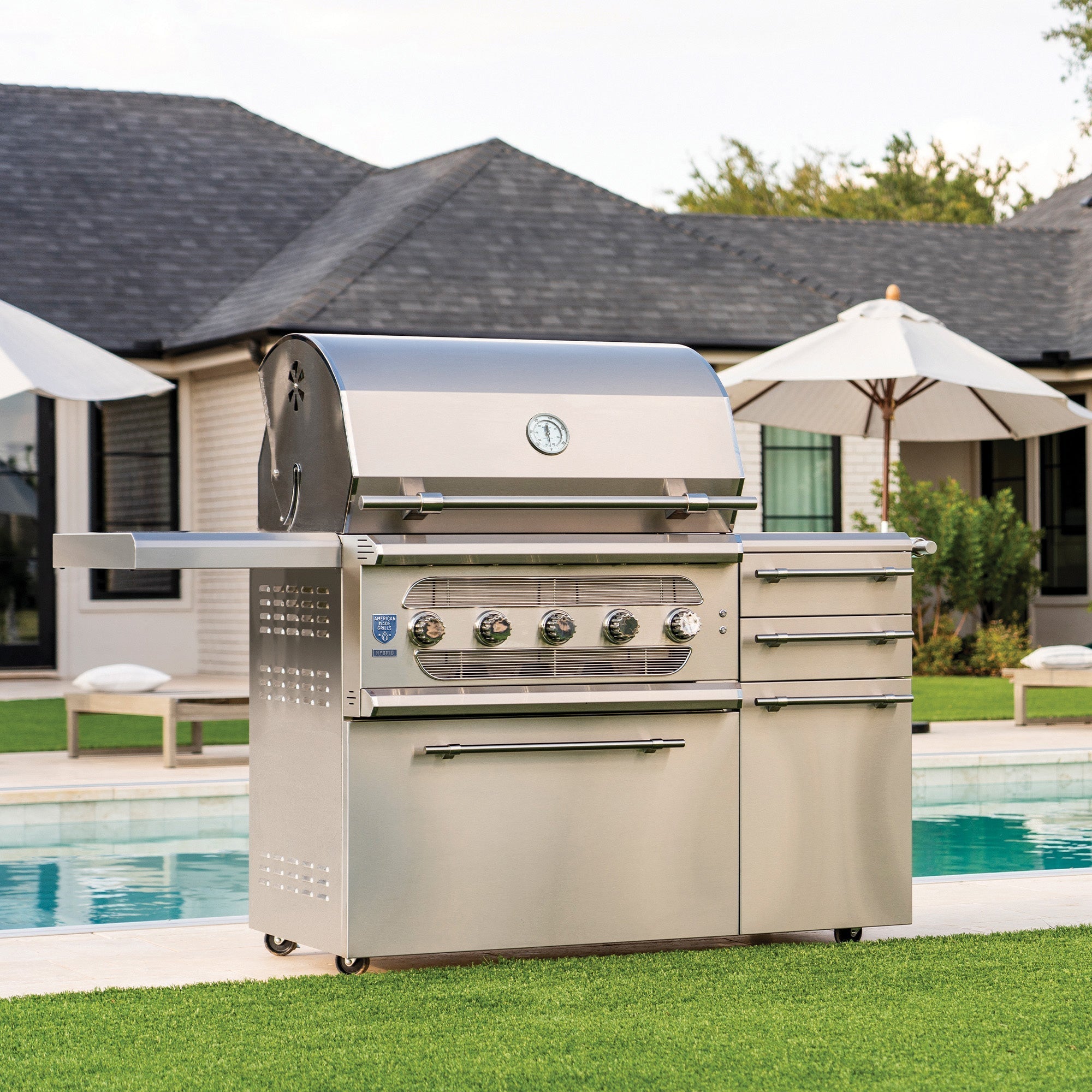 American Made Grills Freestanding Muscle - 36" Hybrid Grill.