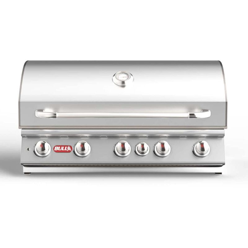 Bull Brahma 38 Inch 5 Burner Built-In Gas Grill.