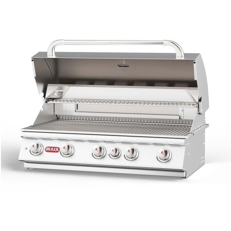 Bull Brahma 38 Inch 5 Burner Built-In Gas Grill.
