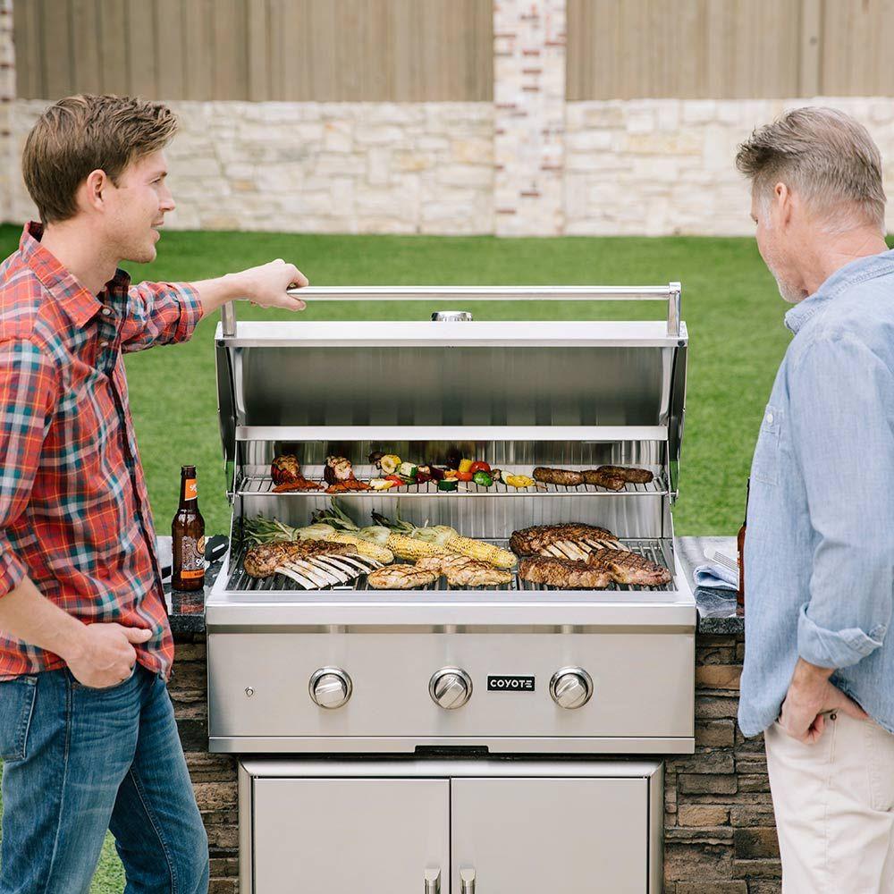 Coyote C-Series 34 Inch Built in Gas Grill - C2C34 LP/NG.