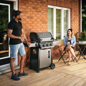 Napoleon Freestyle 365 Freestanding Gas Grill.